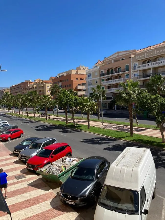 شقة Piso Luminoso Cerca De La Playa روكيتاس ذي مار 0*,  إسبانيا